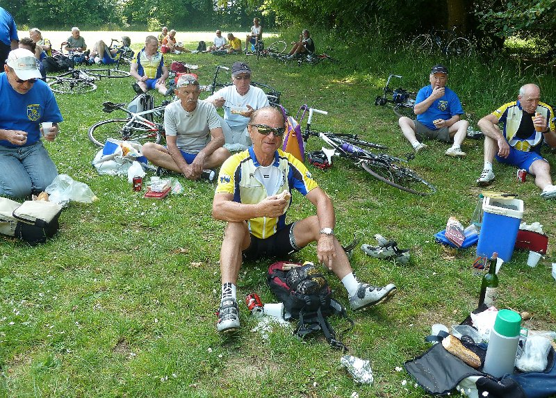 2011-07-03 41 06 Pause casse croute.JPG